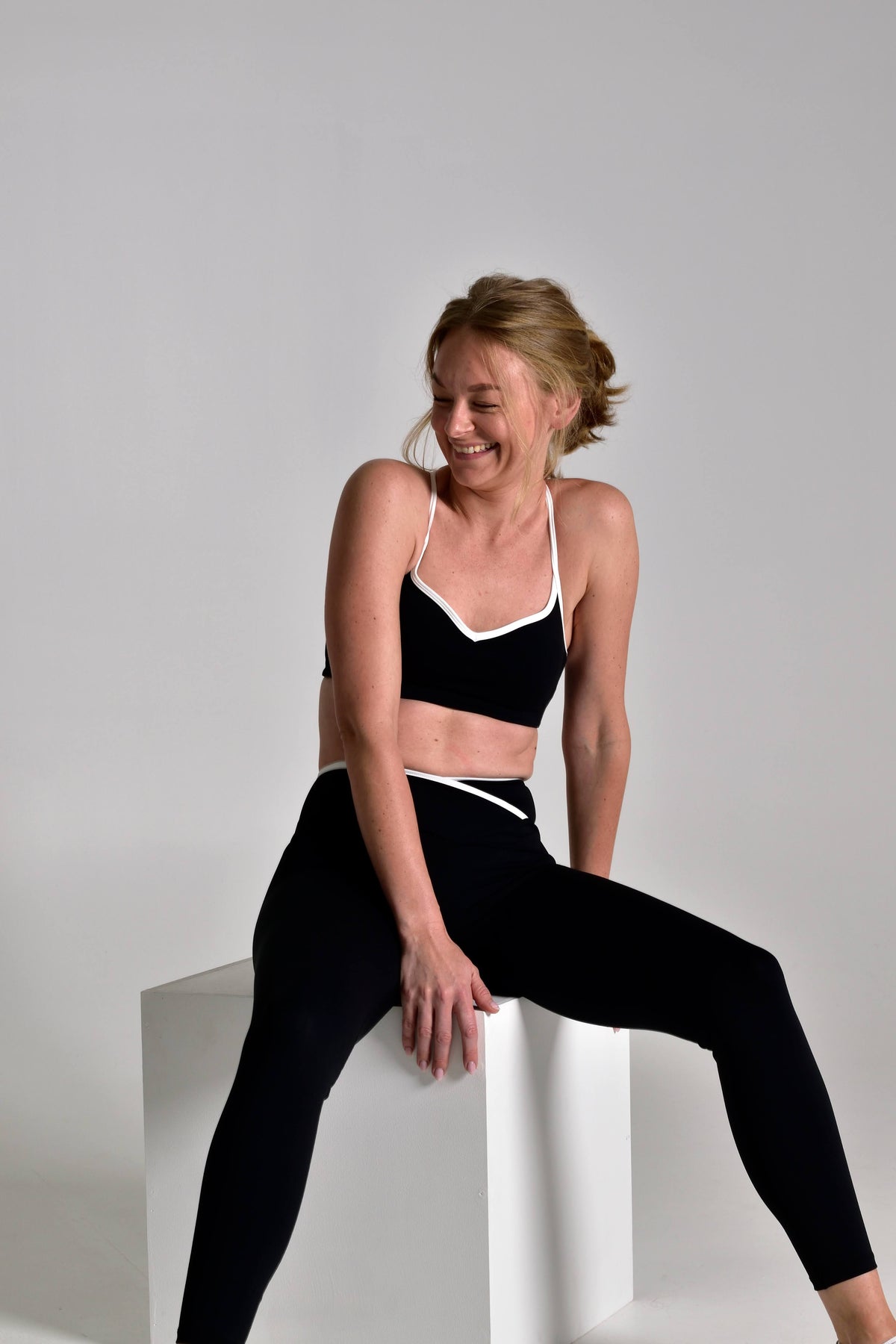 Minimal Legging